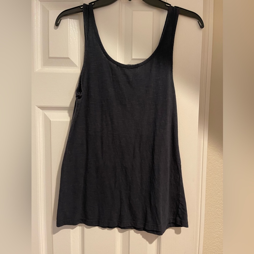 Broke down whiskey weekend tank top size small - Picture 4 of 4